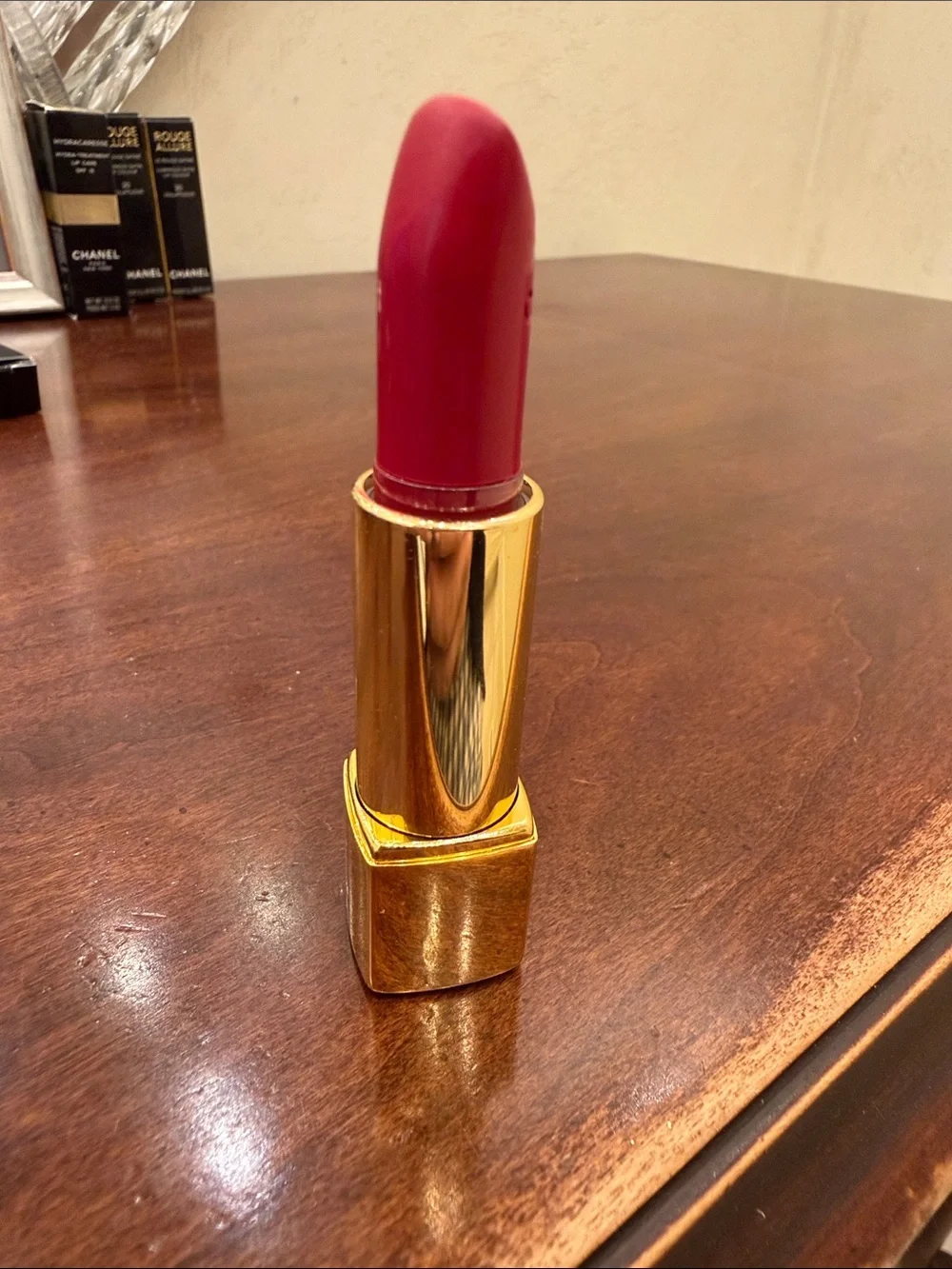 CHANEL Rouge Allure Luminous Intense Lip Colour 99 Pirate